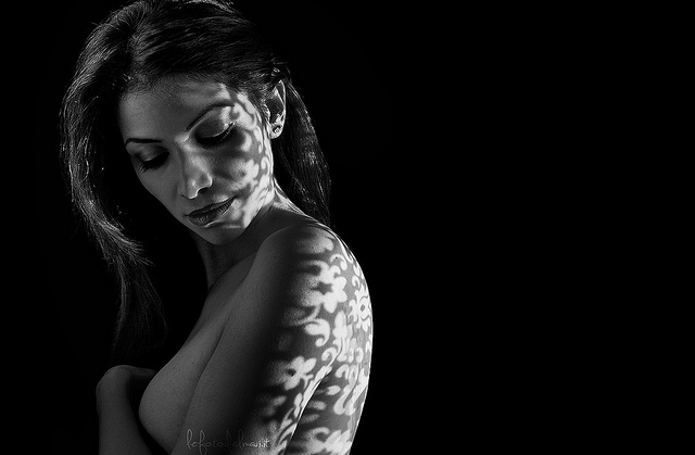 Le 10 Regole per Fotografare del Nudo Elegantemente