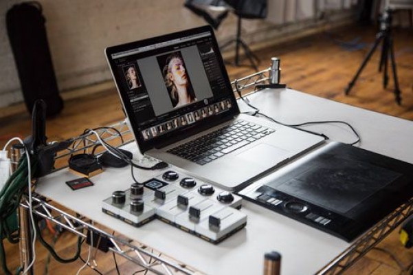 Servono davvero strumenti esterni per interagire con LR?